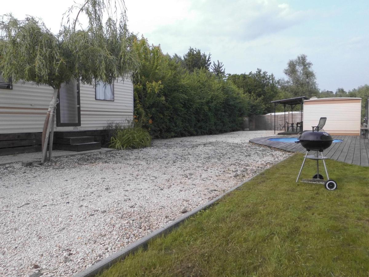Balatonszárszó Kenge Apartmanok المظهر الخارجي الصورة